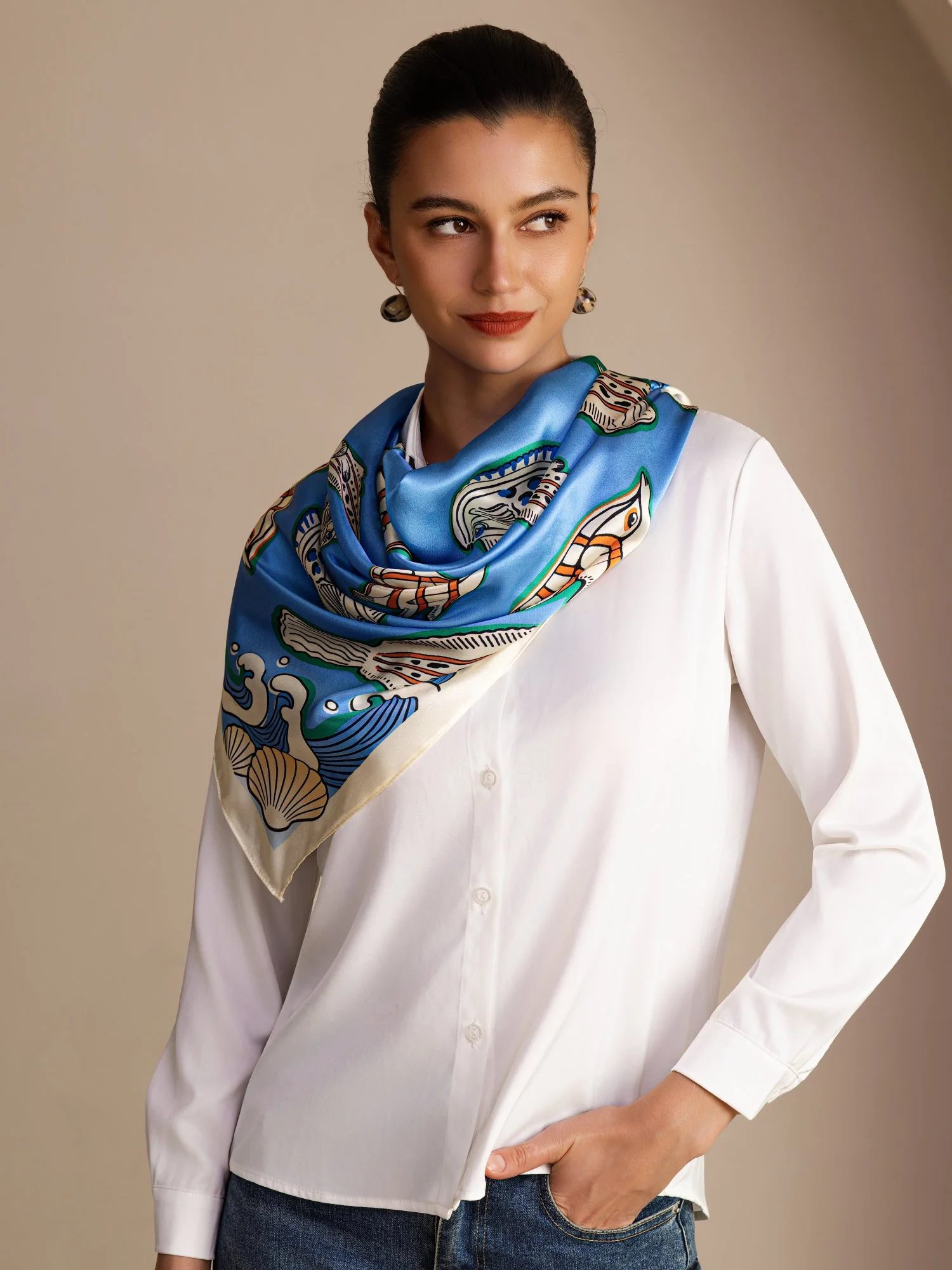 100 Procent Mullbärssiden Scarf Med Fiskmönster Storlek 90 X 90 cm - Image 5