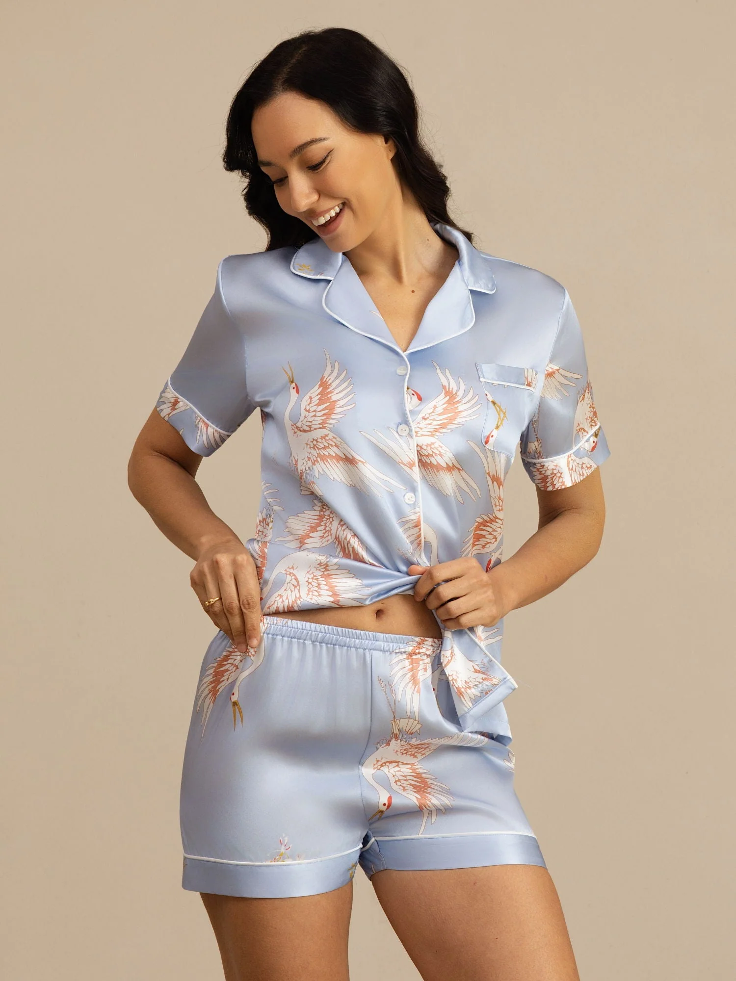19Momme Ren Siden Kortärmad Notch Krage Dam Pyjamas Set Med Trana Tryck - Image 25