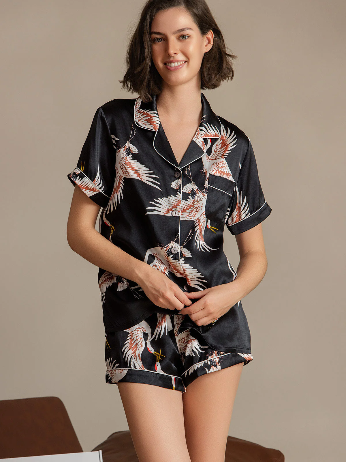 19Momme Ren Siden Kortärmad Notch Krage Dam Pyjamas Set Med Trana Tryck - Image 43