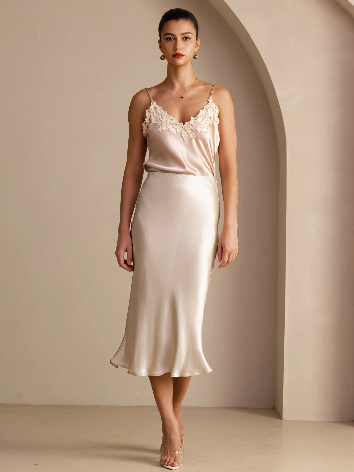 Elegant Basik Kjol i Ren Silke - Image 10