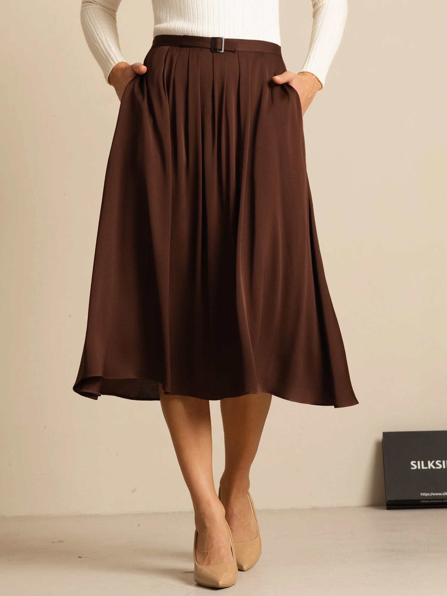 19Momme Siden High Waist A-Linje Plisserad Midi Kjol med Fickor - Image 12