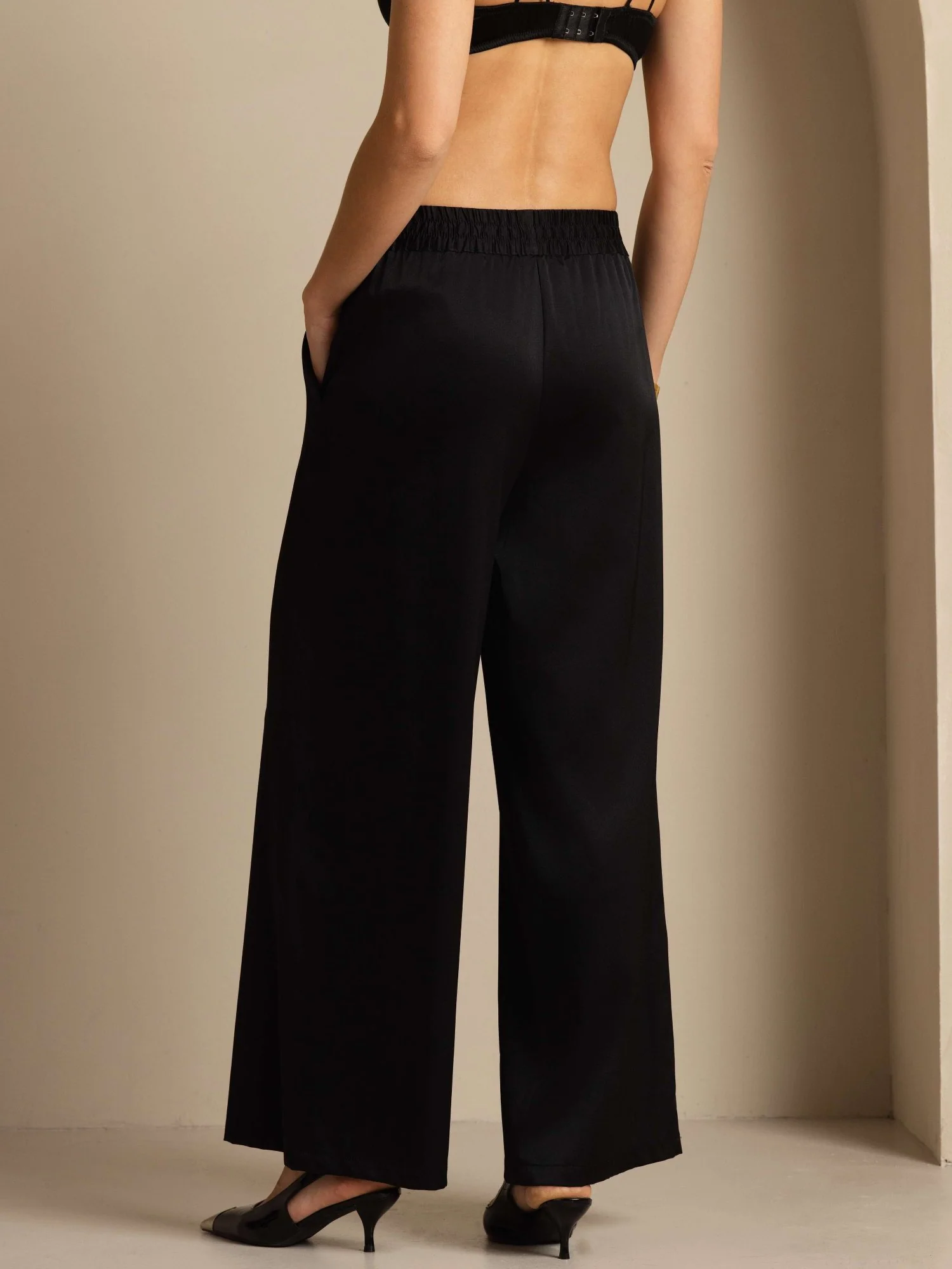 19Momme Siden Dam High-Waist Vida Ben Byxor med Rynkad Dragsko Midja - Image 9