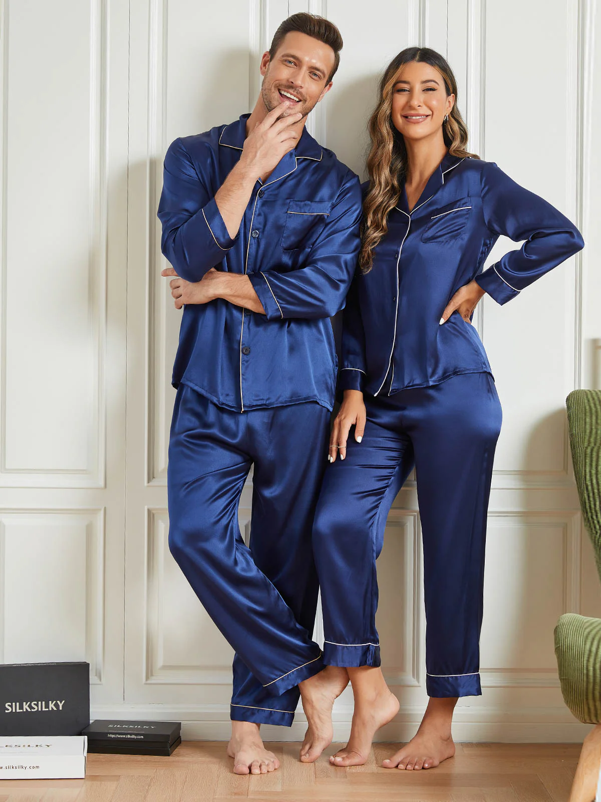 Rent silke Pyjamas för Par totalt 4st - Image 10