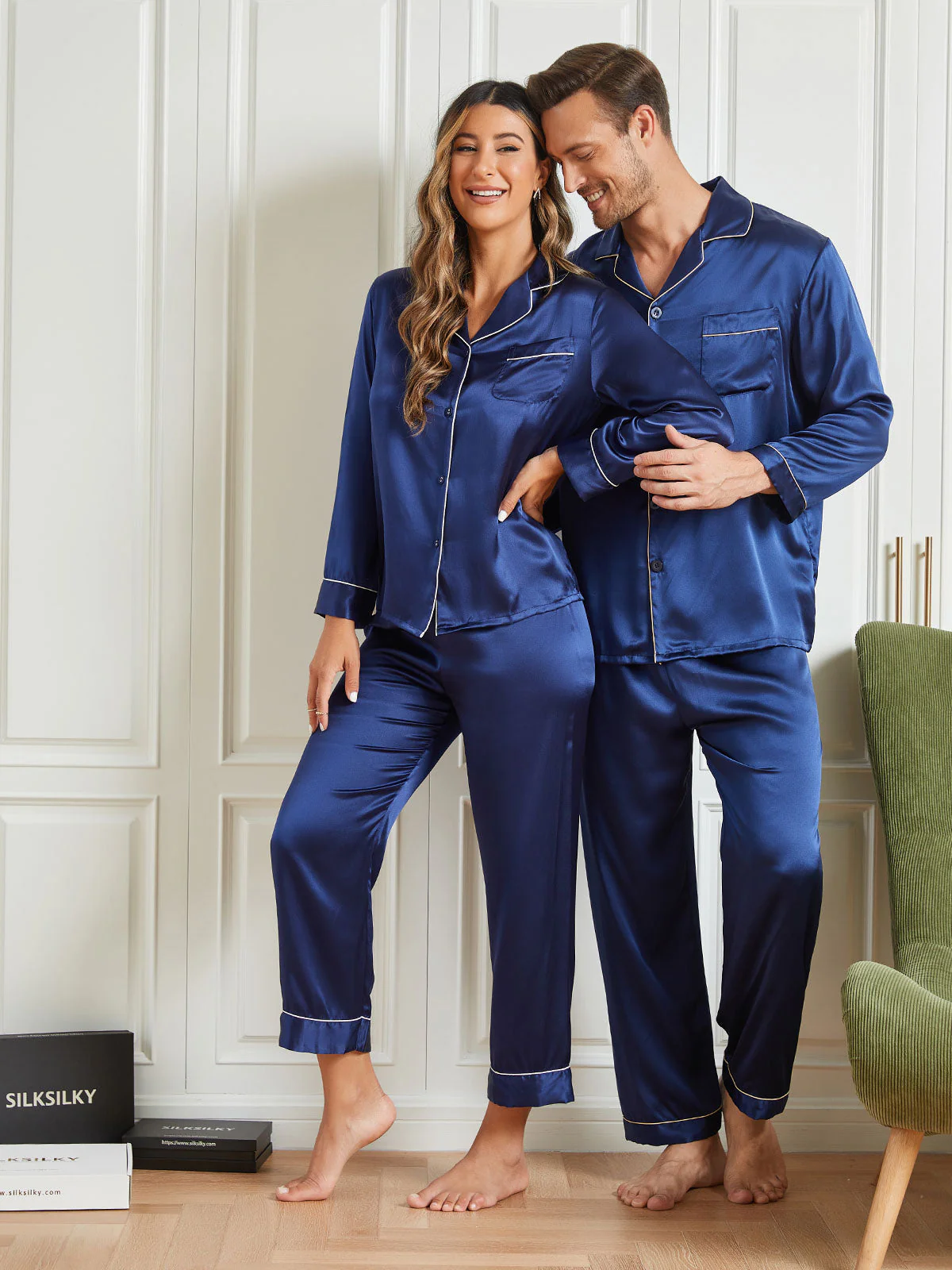 Rent silke Pyjamas för Par totalt 4st - Image 13