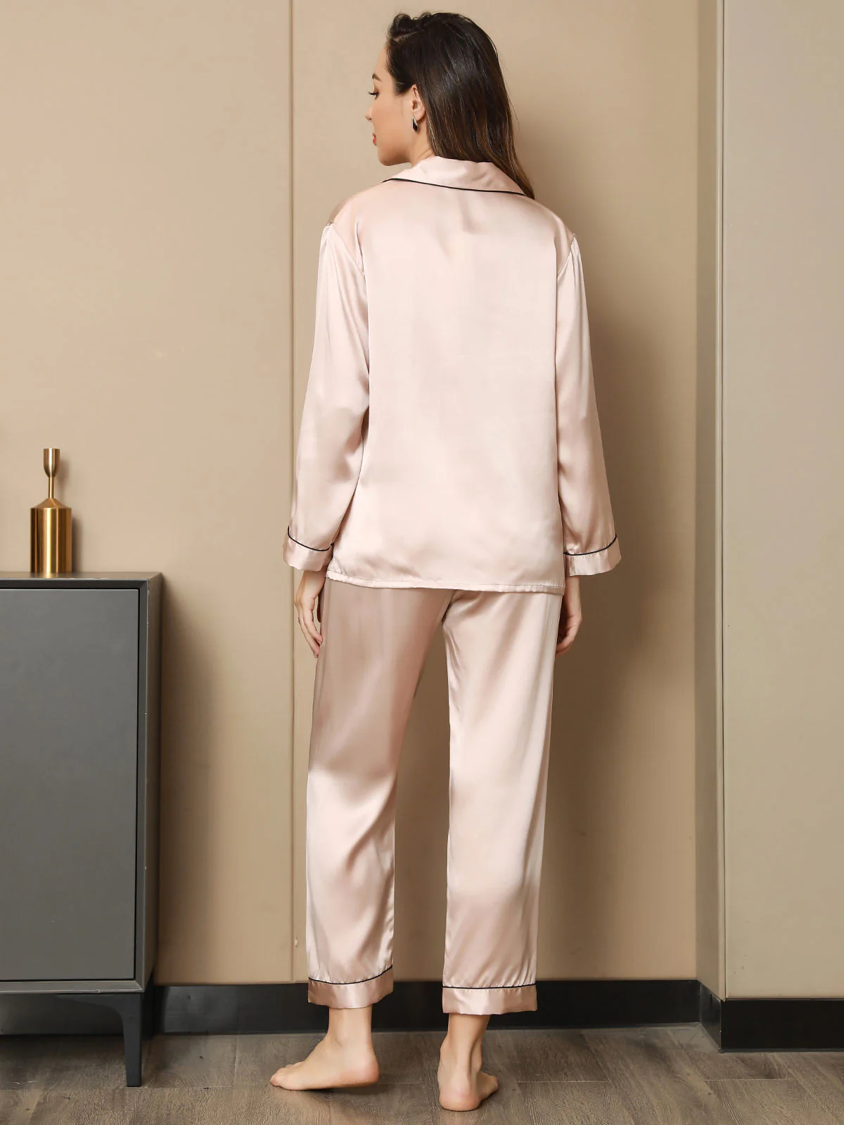 Rent Silke Binding Trim Pyjamasset 2Pcs - Image 44