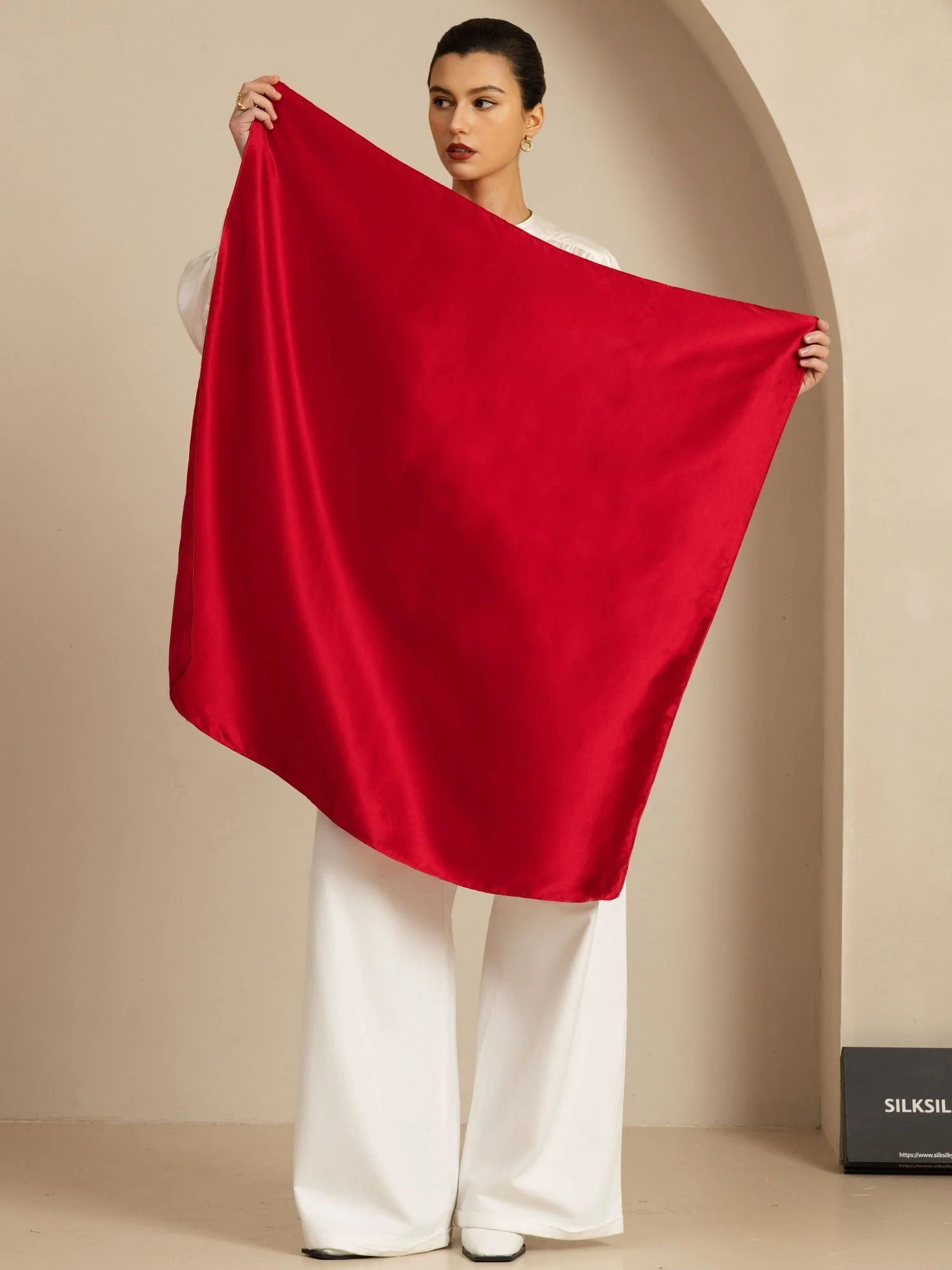 Ren Silke Klassisk Elegant Fyrkantig Scarf - Storlek 90x90cm - Image 30