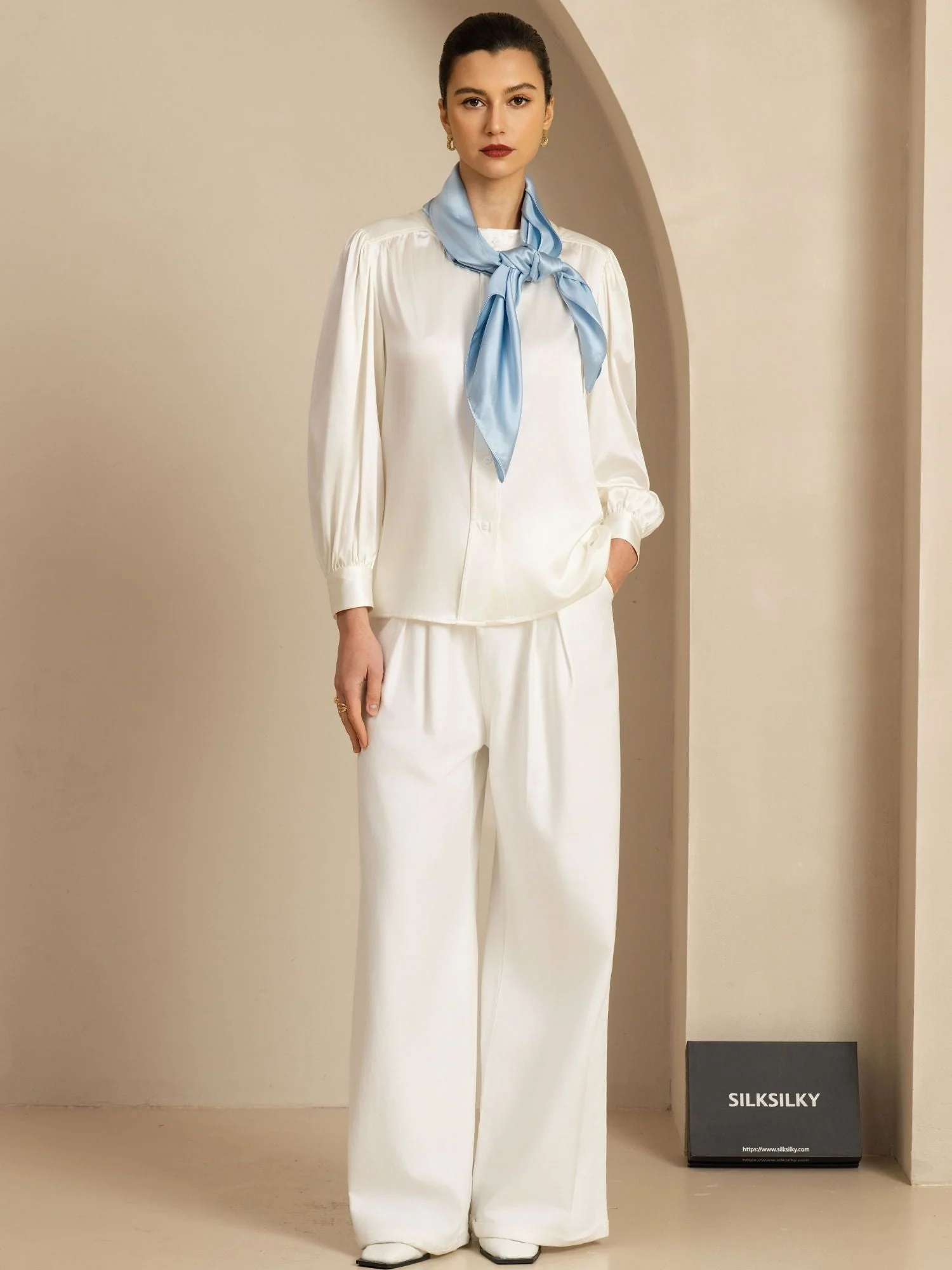 Ren Silke Klassisk Elegant Fyrkantig Scarf - Storlek 90x90cm - Image 34
