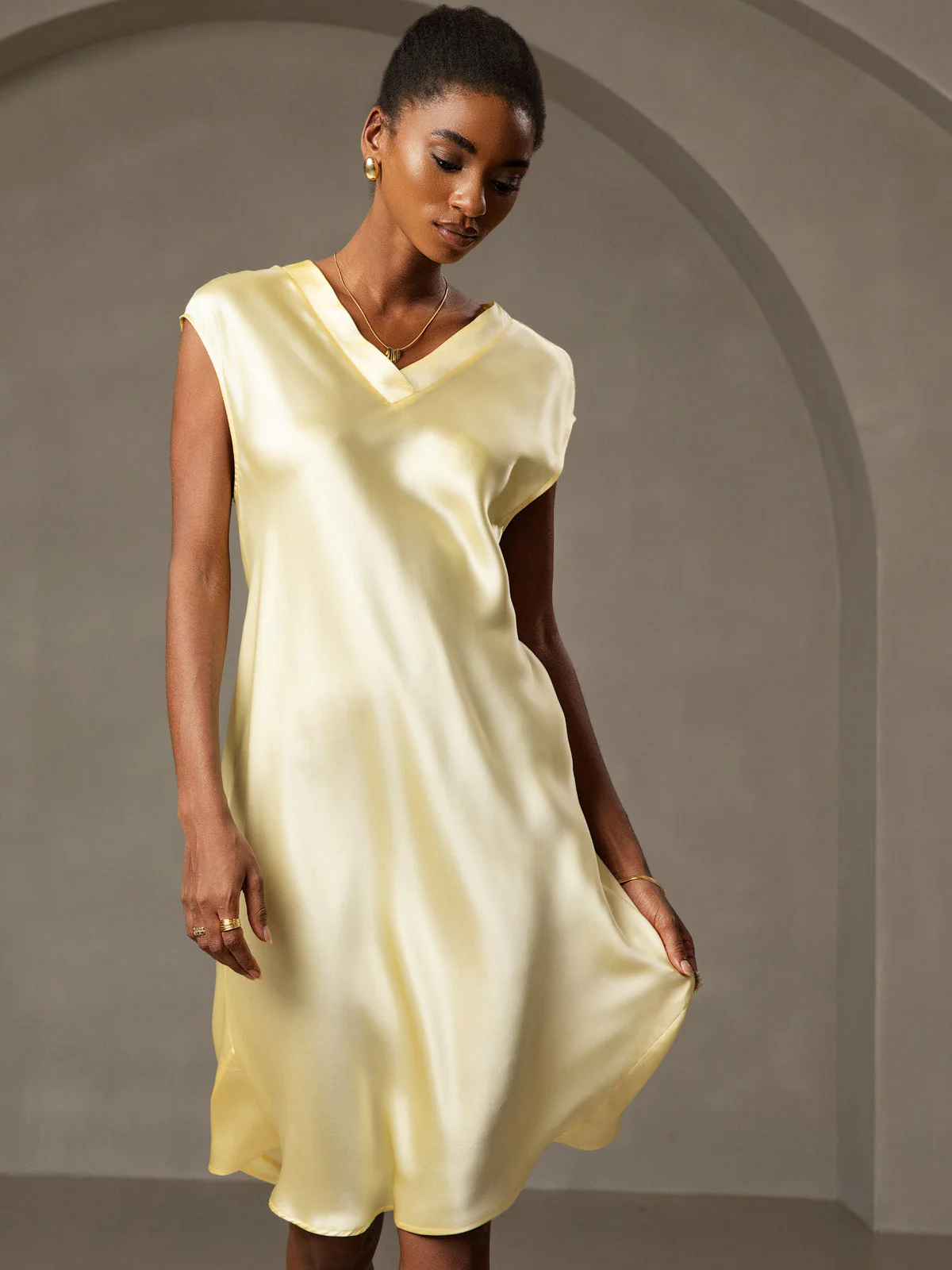 Ren Silke Elegant Cap Sleeve Nattlinne - Image 38