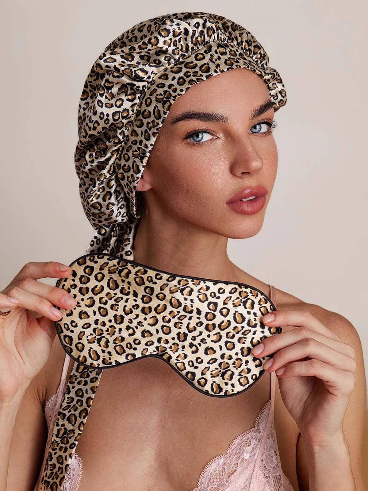 Ren Siden Leopardmönster Sovmössa + Ögonmask Set