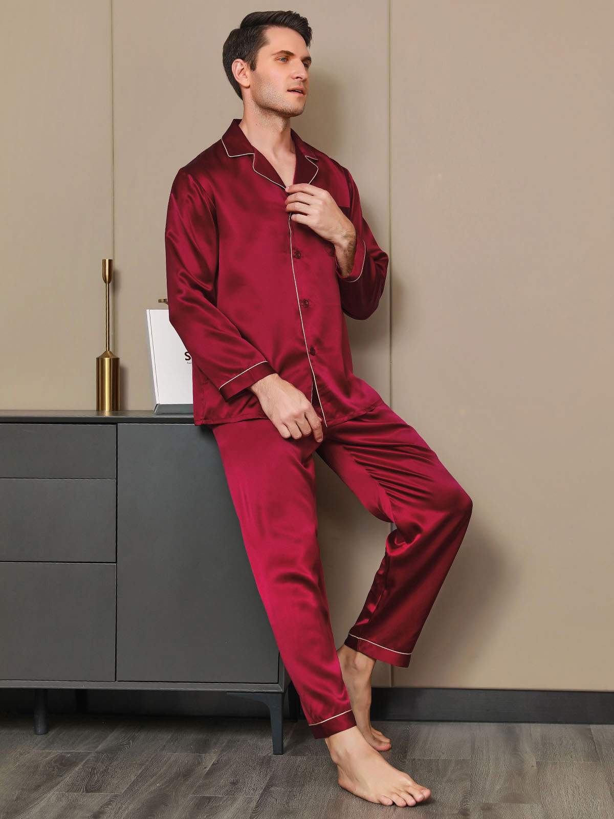 Herrpyjamas I Ren Siden Med Lång Ärm - Image 15