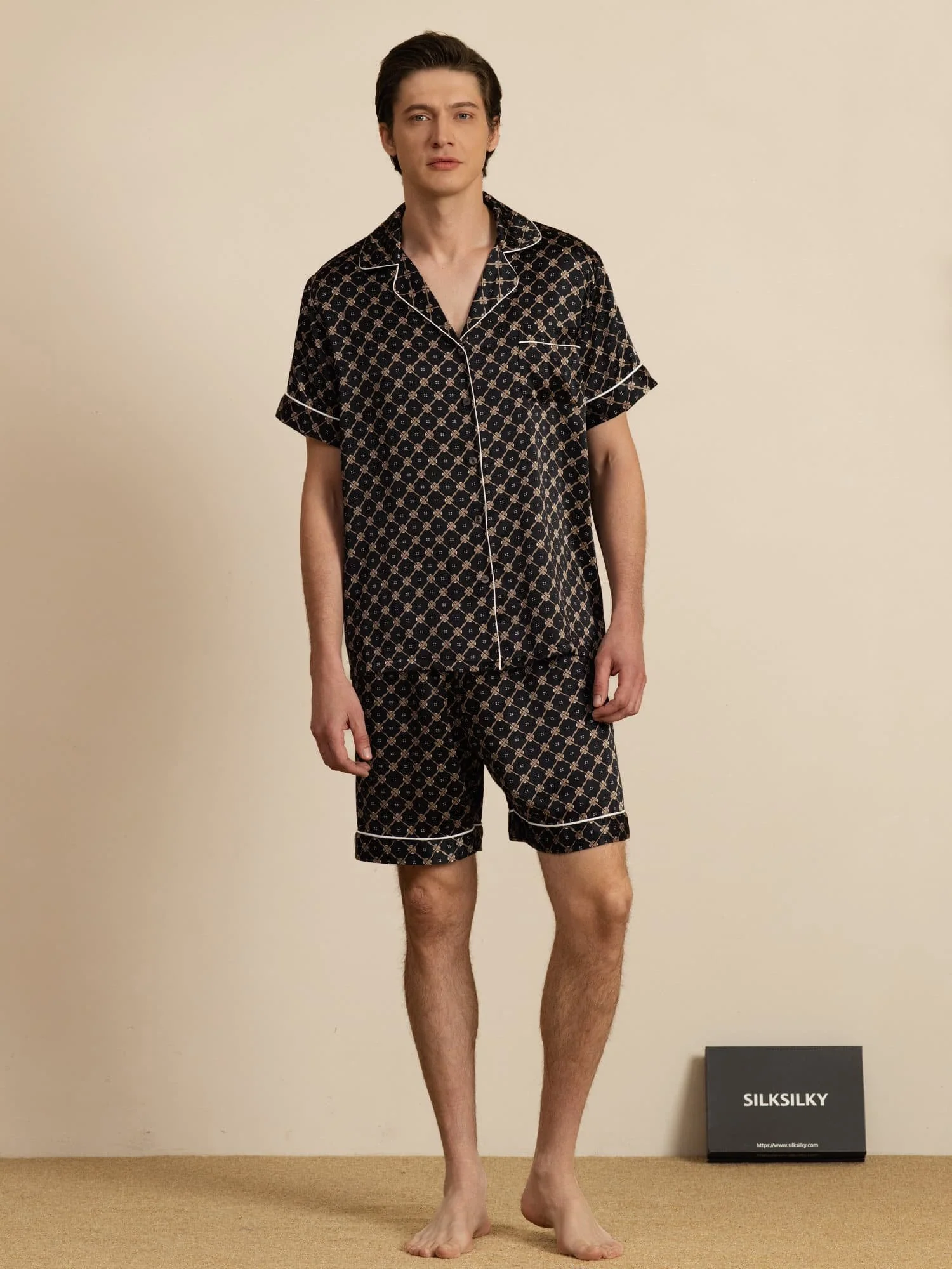 Ren Siden Herr Kortarm Pyjamas Set Med Shorts Hackslag Krage Kedje Tryck - Image 14