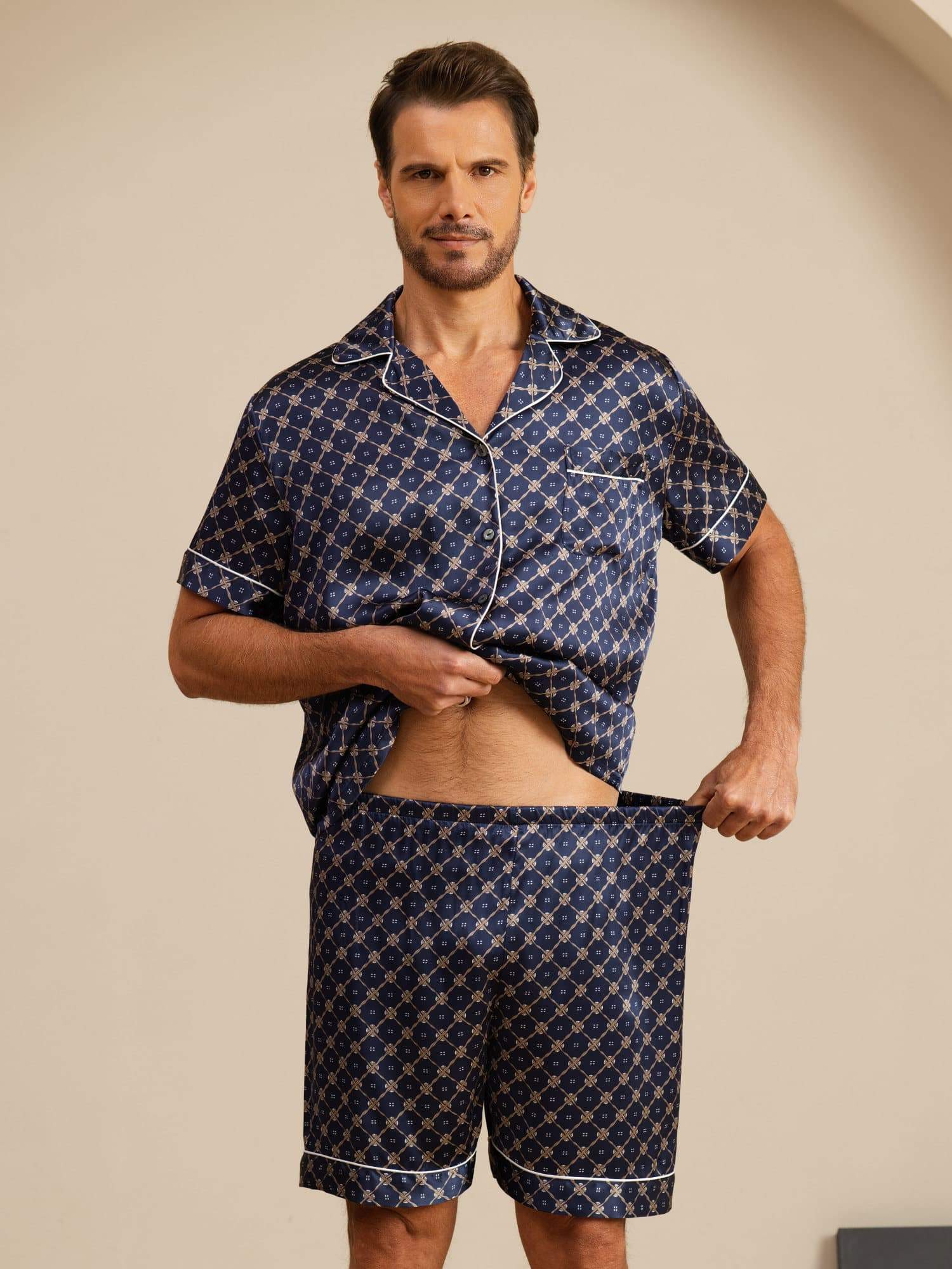 Ren Siden Herr Kortarm Pyjamas Set Med Shorts Hackslag Krage Kedje Tryck - Image 4