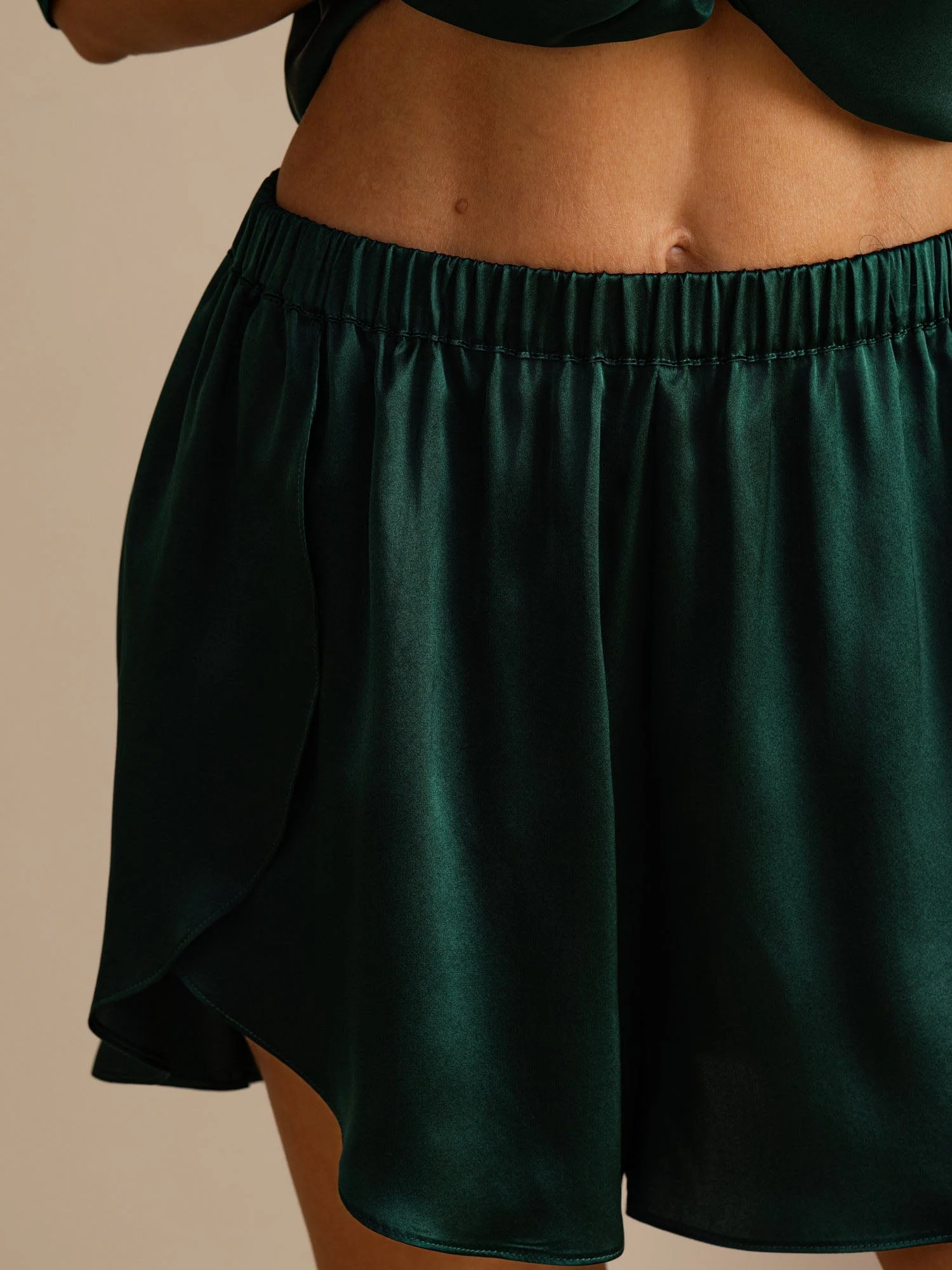 100% Silke Casual Kvinnors Shorts - Image 12