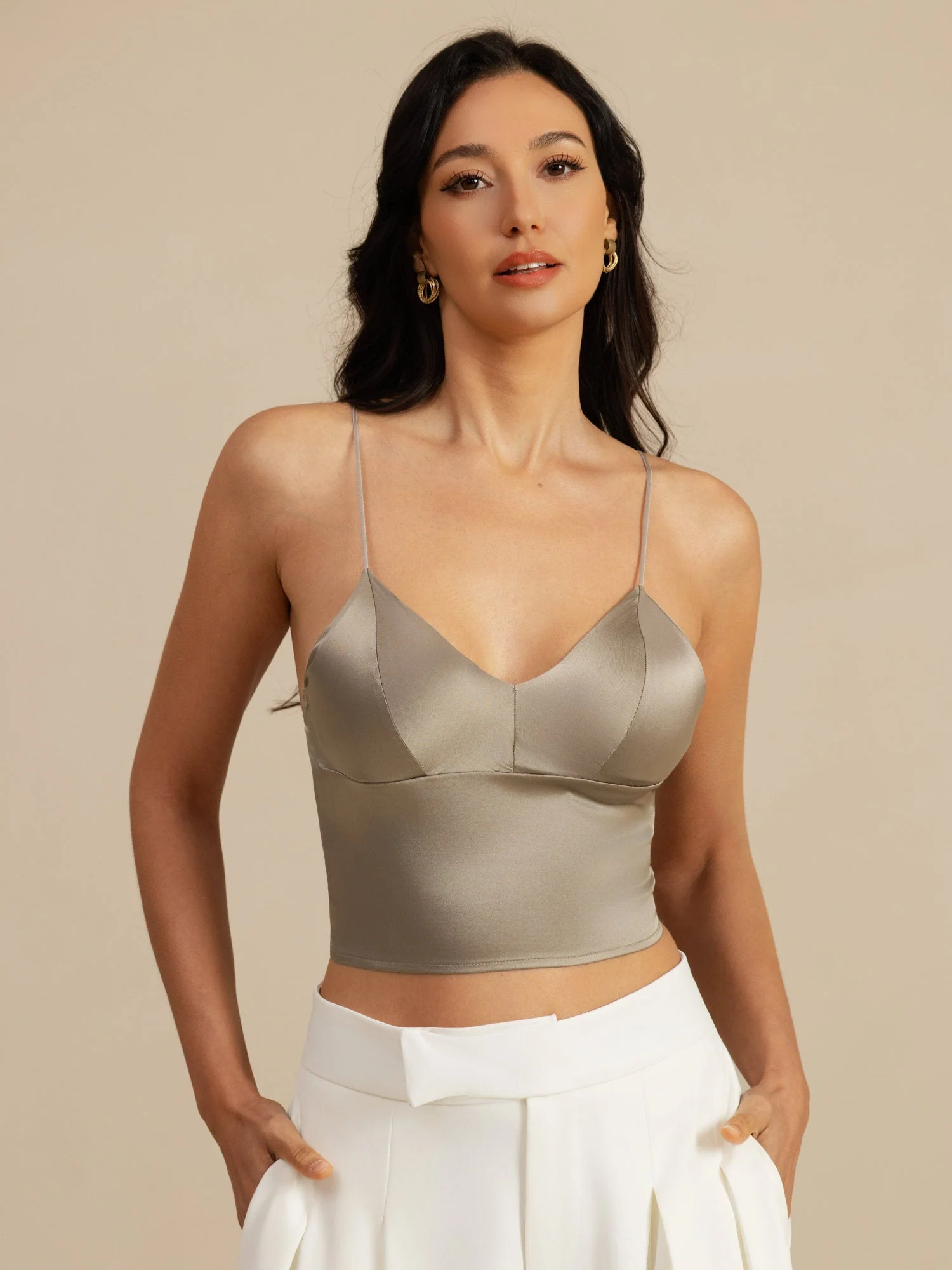 19Momme Siden Crop Top Spaghettiband V Ringning Camisole Med Inbyggd Bh - Image 16