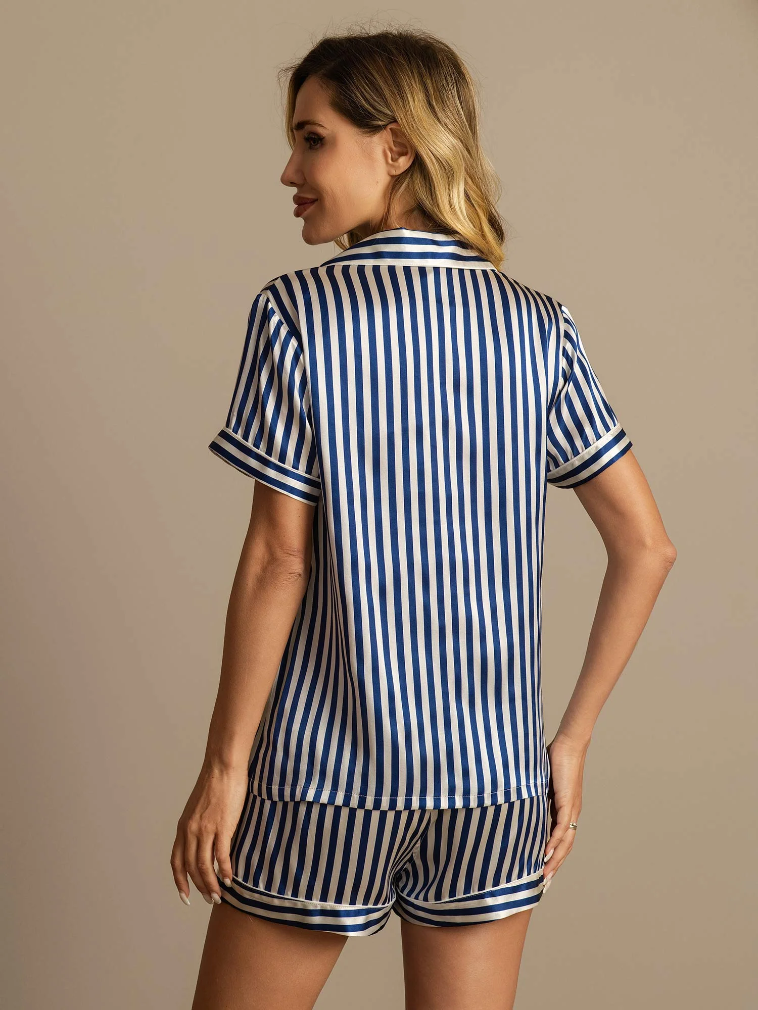 Dam Ren Siden Randig Kortärmad Notch Krage Pyjamas Set Med Shorts - Image 9