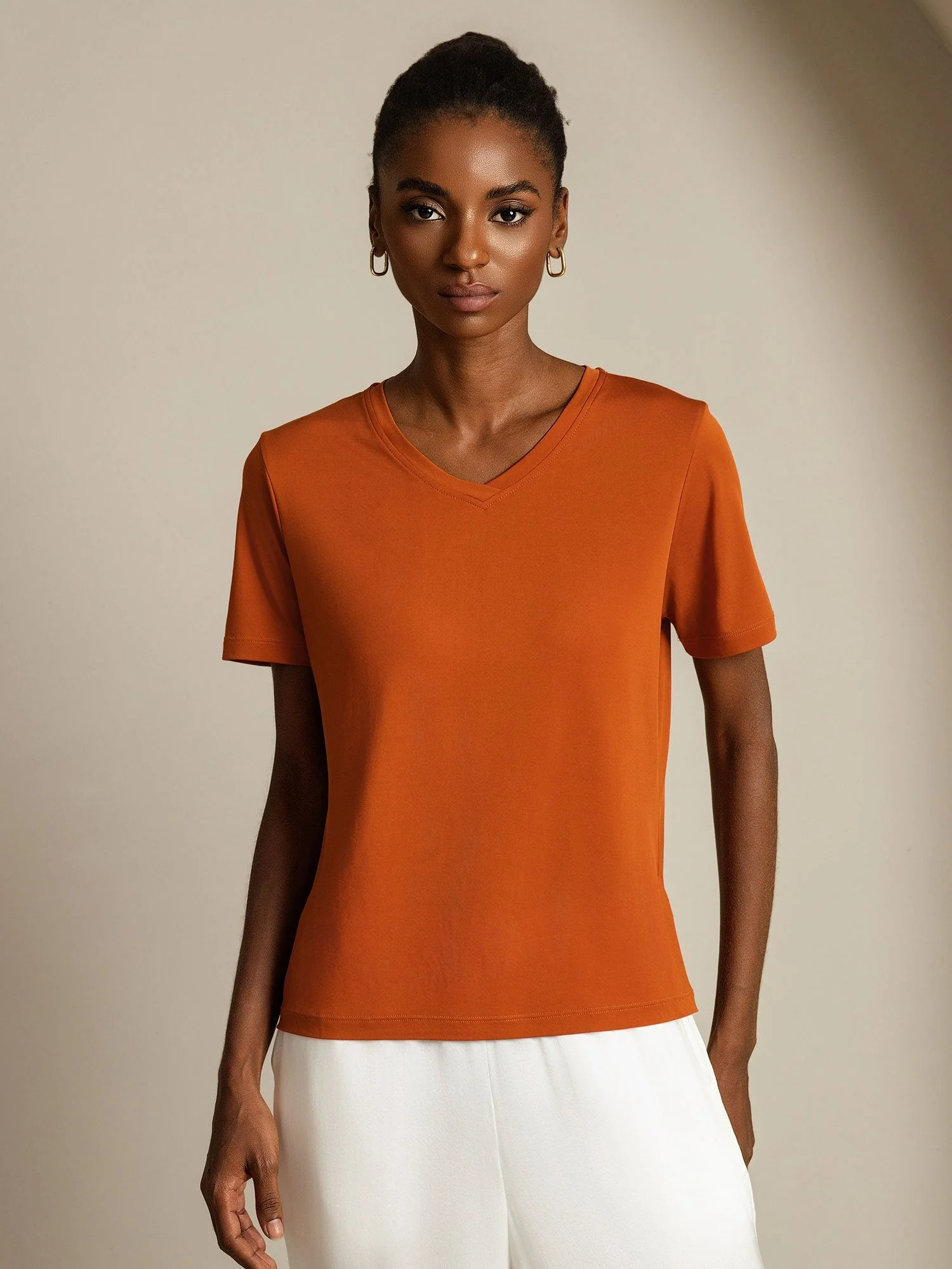 Pure Silk V-Hals Korta Ärmar Snag-Resistant T-Shirt för Damer