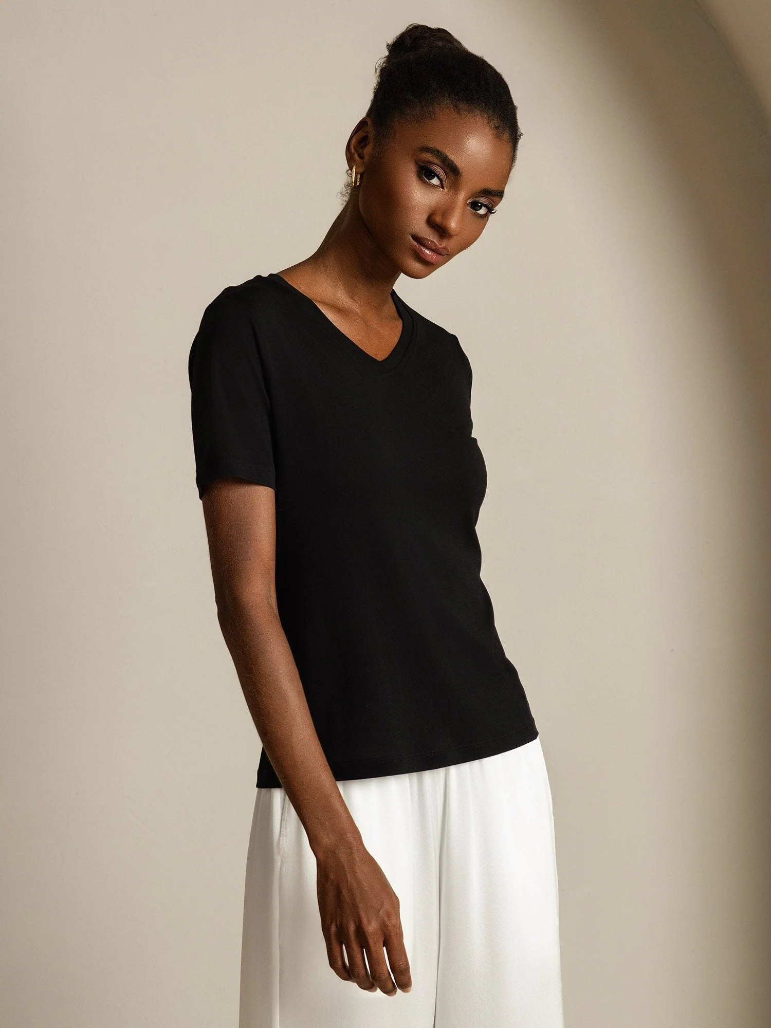 Pure Silk V-Hals Korta Ärmar Snag-Resistant T-Shirt för Damer - Image 32