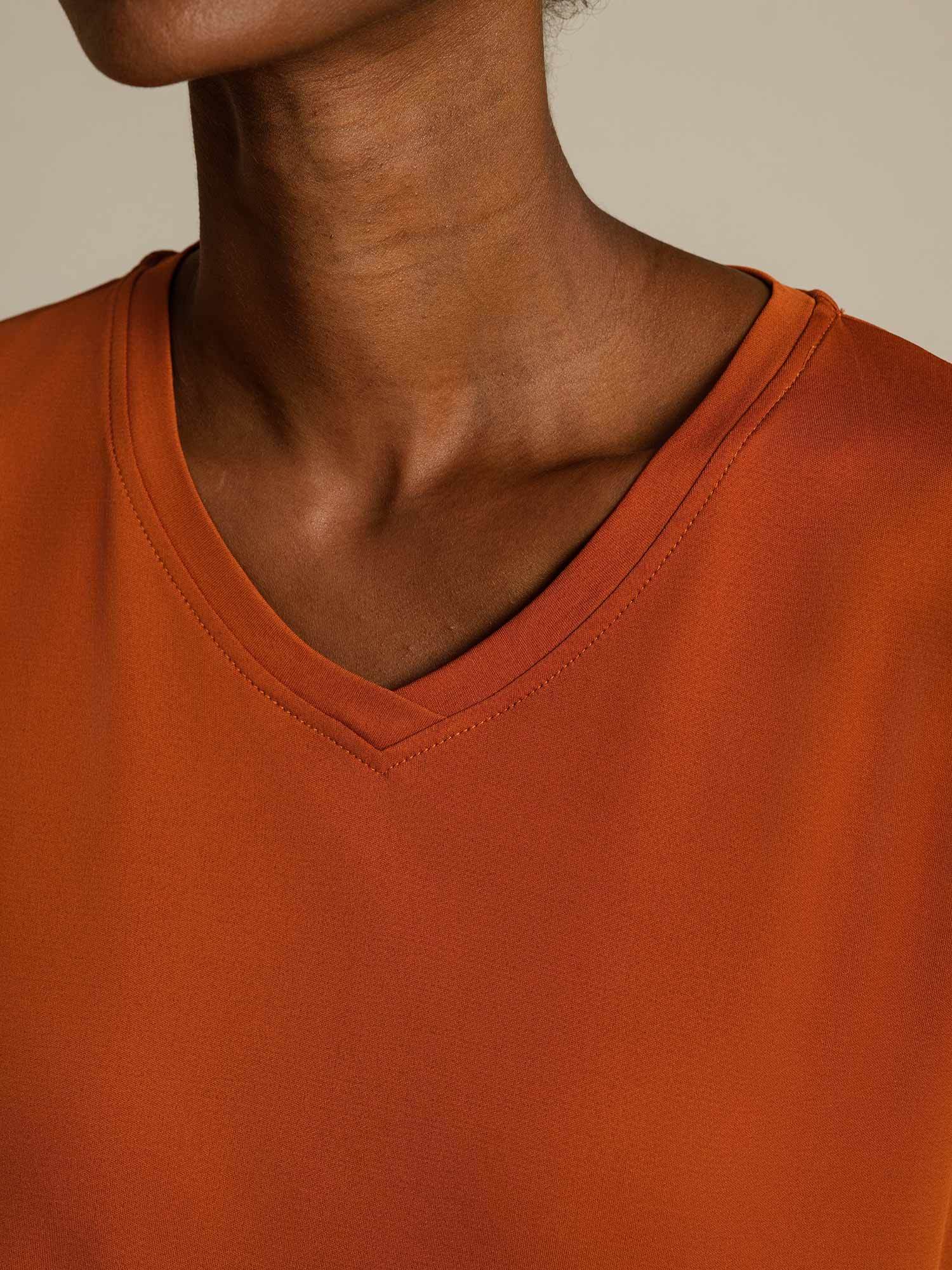 Pure Silk V-Hals Korta Ärmar Snag-Resistant T-Shirt för Damer - Image 4
