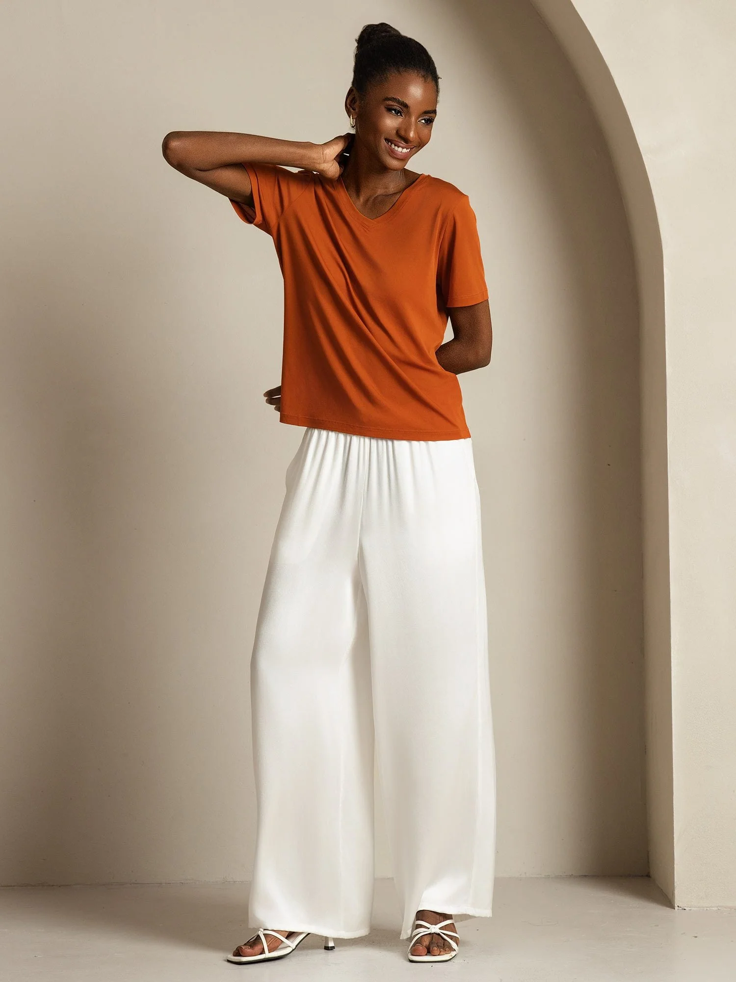 Pure Silk V-Hals Korta Ärmar Snag-Resistant T-Shirt för Damer - Image 9
