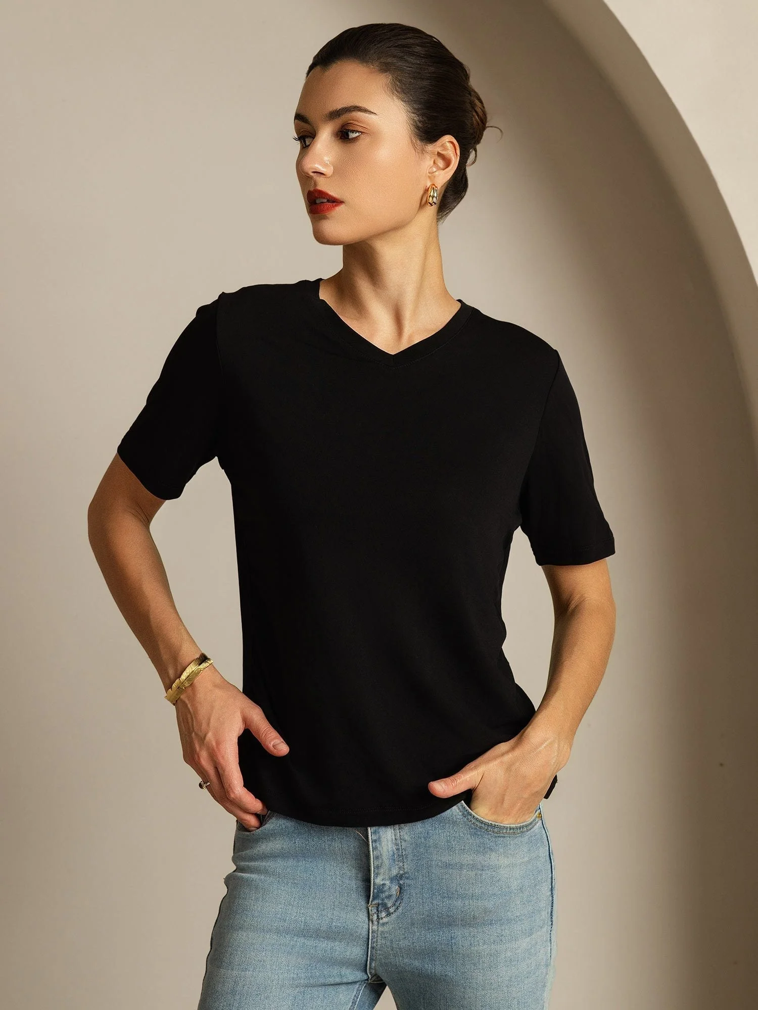 T-shirt för Kvinnor i Ren Silke V-Hals - Image 6