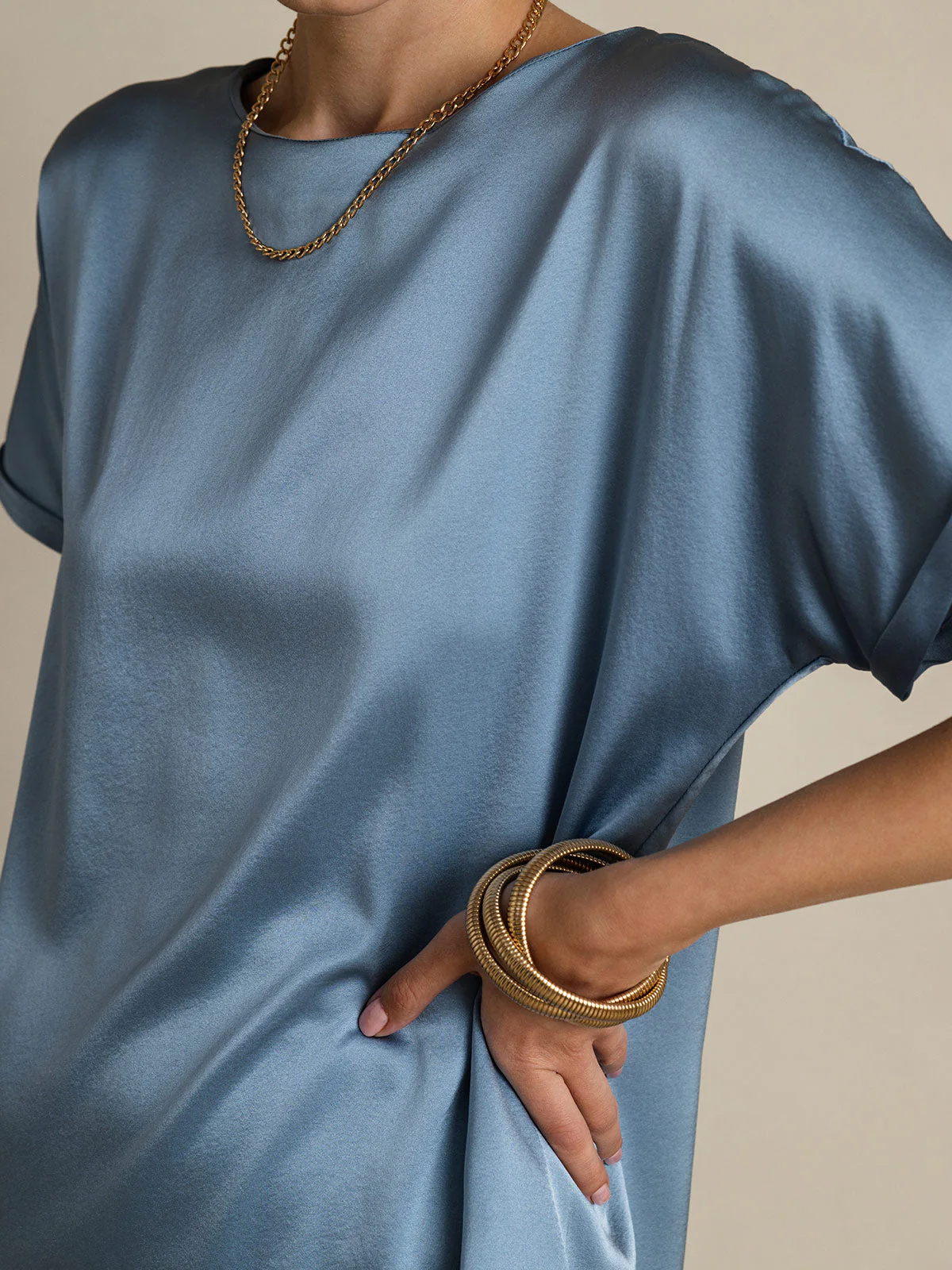 19Momme Silkesklassisk Avslappnad T-shirt med Kort Ärme - Image 27