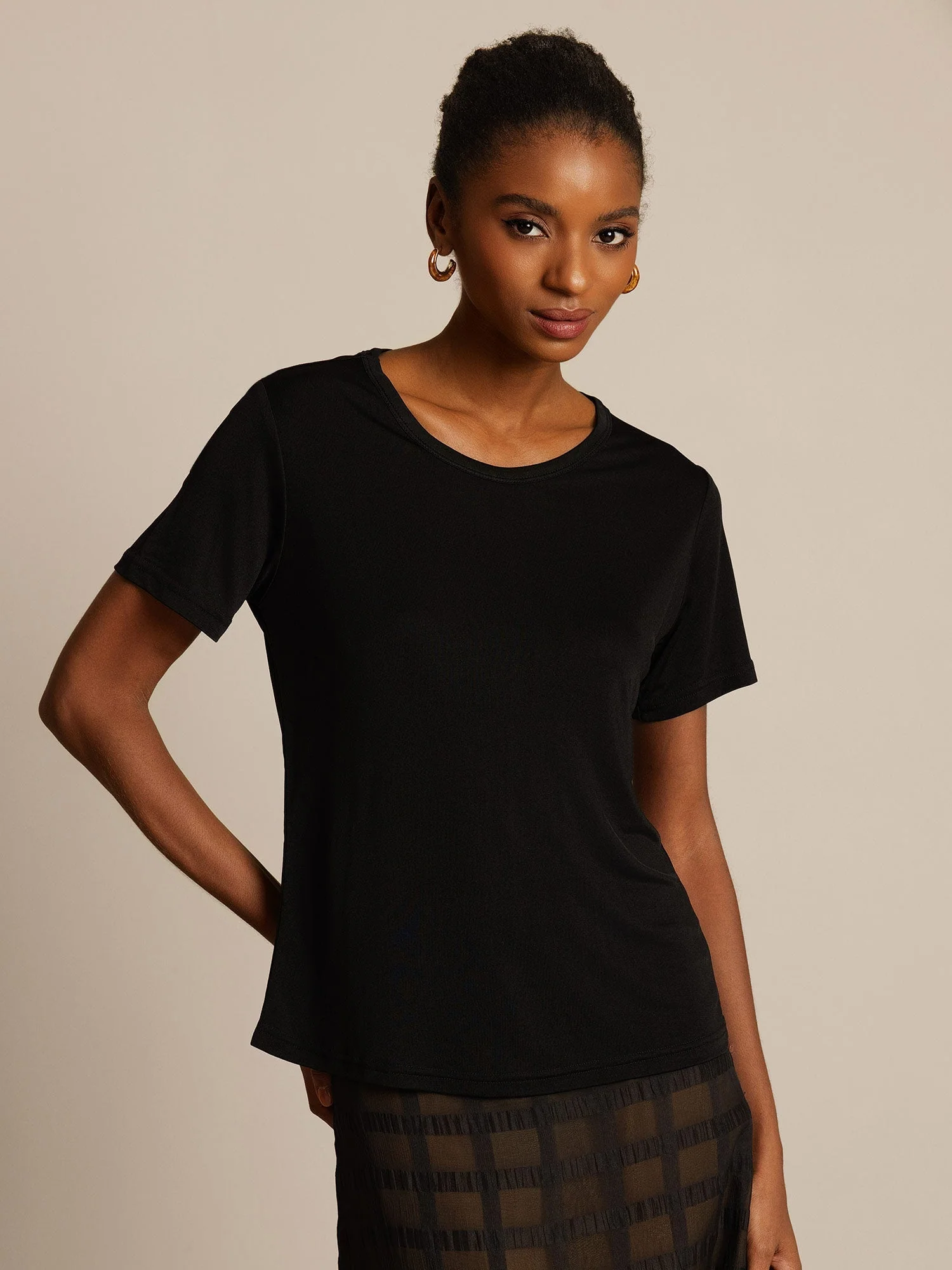 Rent Siden Rundhalsad Kortärmad Dam T-shirt - Image 10