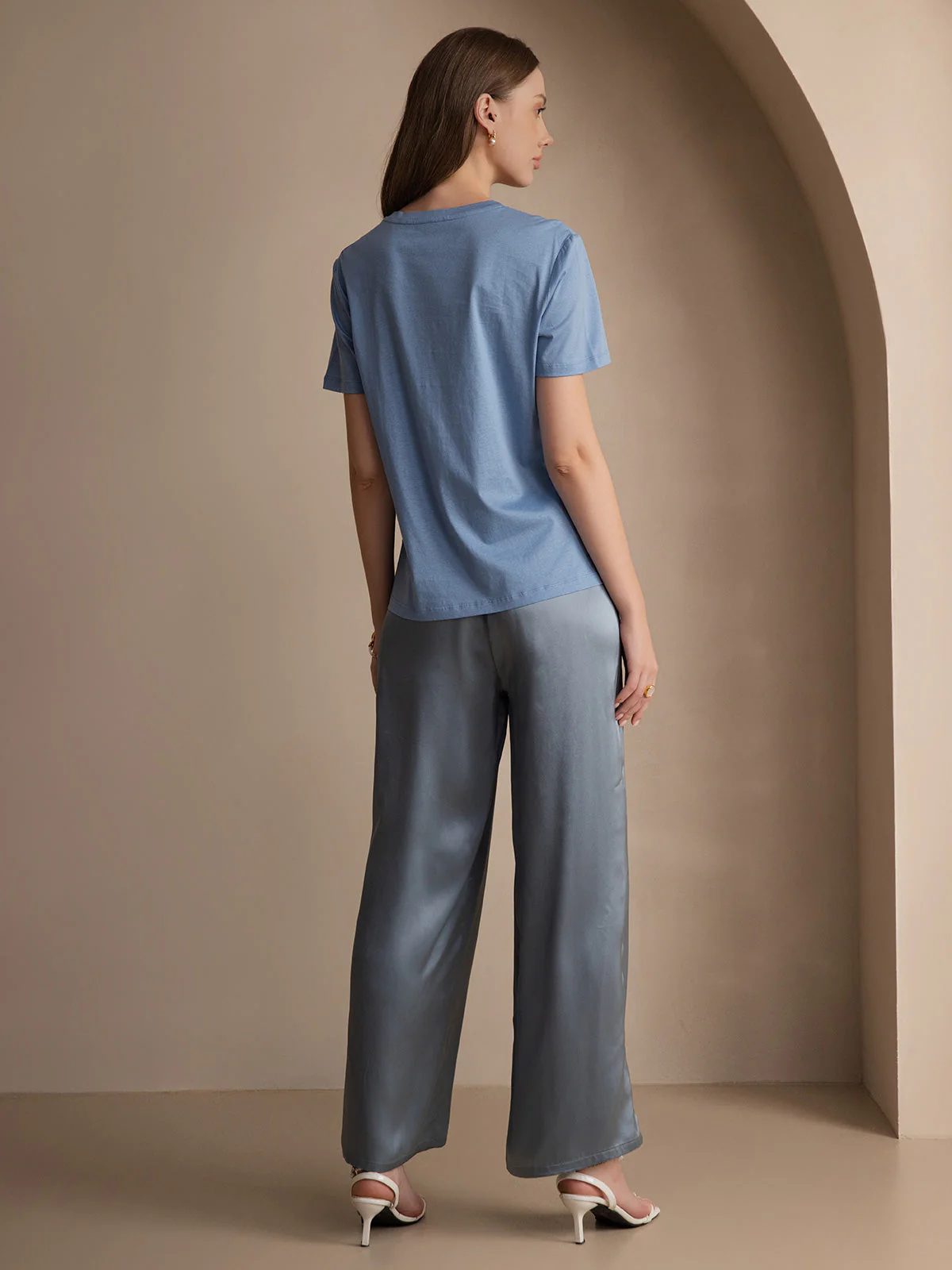 Rent Siden Rundhalsad Kortärmad Dam T-shirt - Image 38
